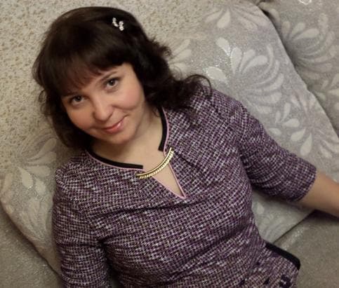Елена Басова