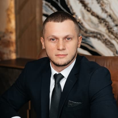 Владислав Абрамов