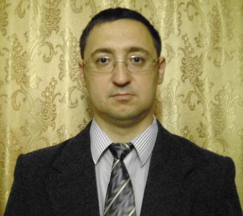 Евгений Емельянов