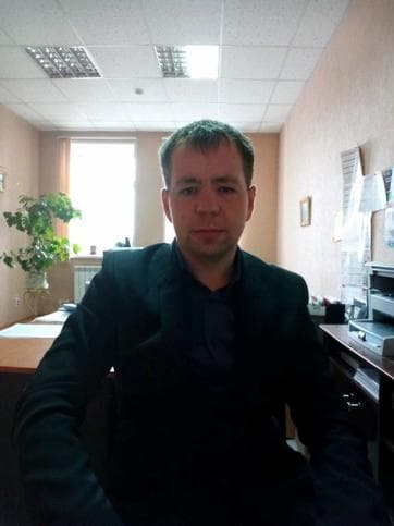 Андрей Комаров