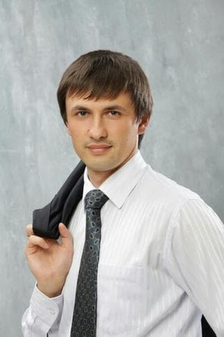 Александр Николаев