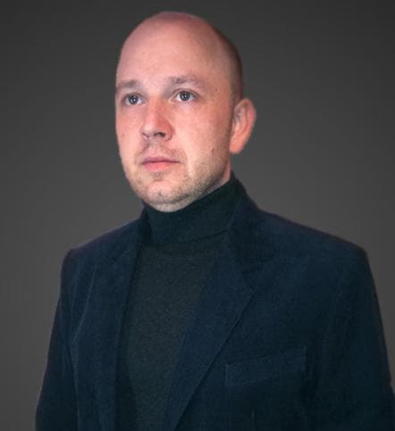 Денис Краснопевцев