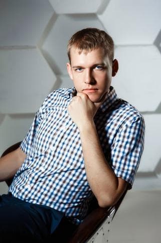 Дмитрий Петров