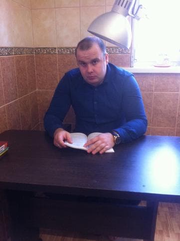 Антон Хаустов