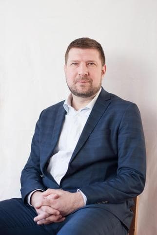 Сергей Русаков