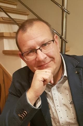Антон Гребенев
