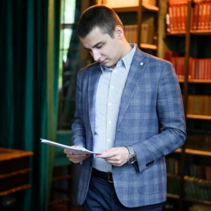 Валентин Калюжный