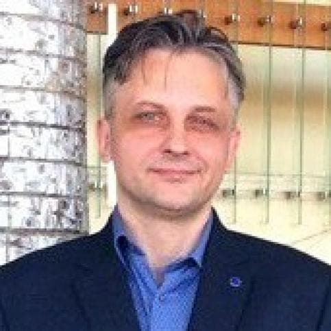 Роман Некрасов