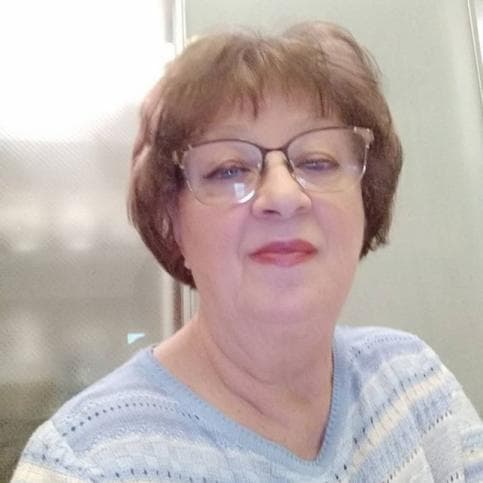 Светлана Алонова