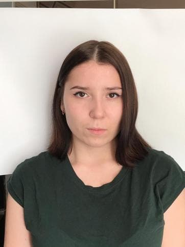 Полина Лопатина