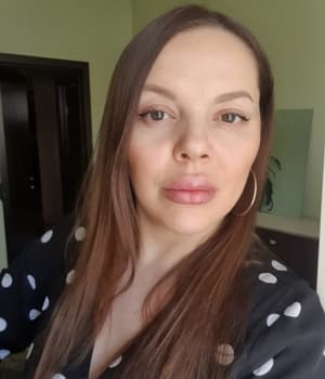 Элина Веснина