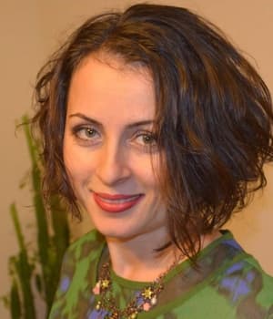 Лариса Райлян