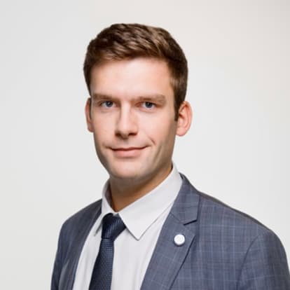 Дмитрий Ефремов