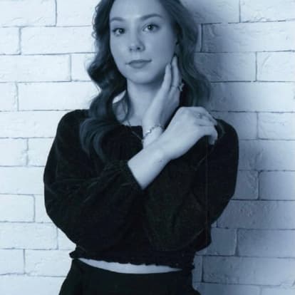 Алёна Белова