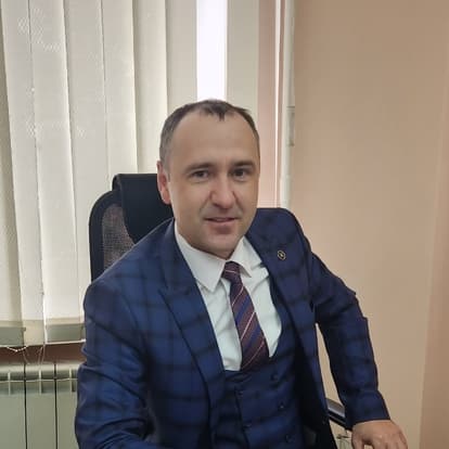 Михаил Казарин
