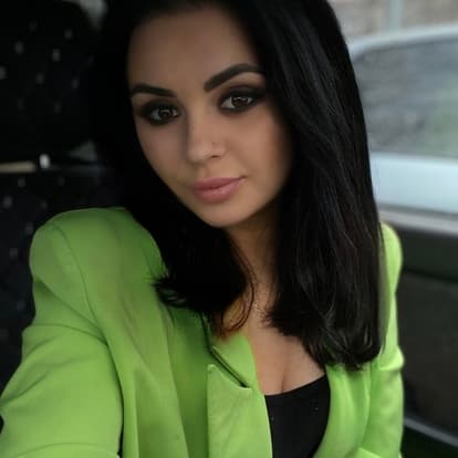 Алена Рустамова