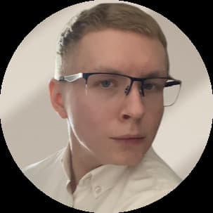 Владислав Шушаков