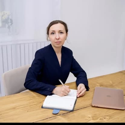 Анна Маджар