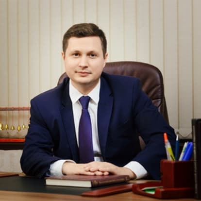 Евгений Ушаков