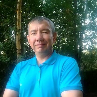 Олег Плотников