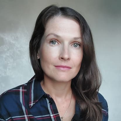 Елена Шестакова