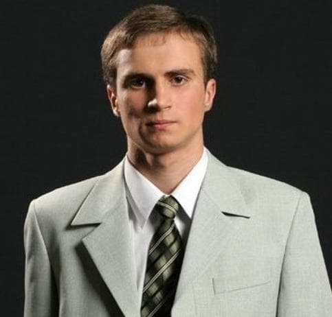 Станислав Иванов