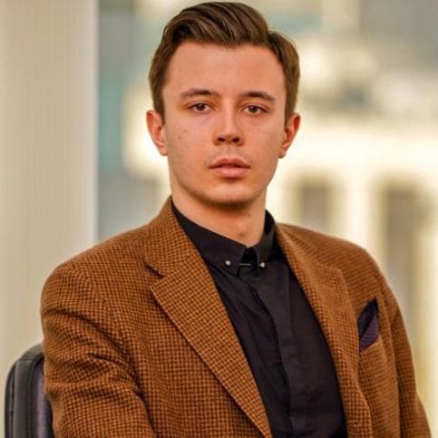 Дмитрий Наумов