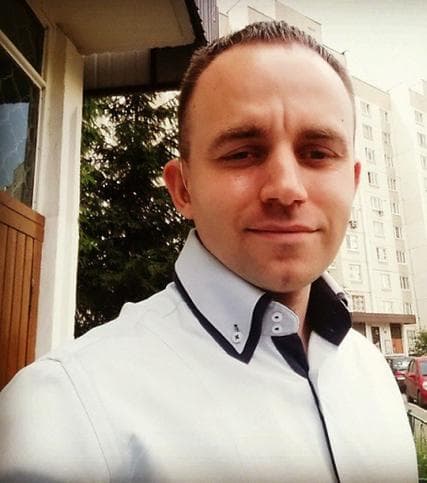 Виктор Иванов