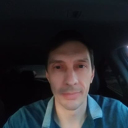 Максим Дзугас