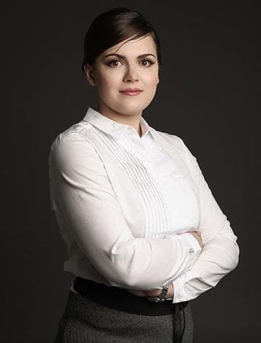 Анна Непомнящих